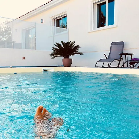 Au Pre D'albi Holiday home Frejairolles